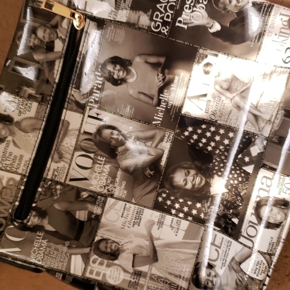michael Obama crossbody bag. - Picture 5 of 9